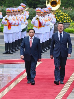 Thủ tướng Phạm Minh Chính chủ trì lễ đón Thủ tướng Luxembourg