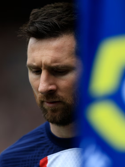 Messi xin lỗi PSG sau chuyến đi Ả Rập Xê Út