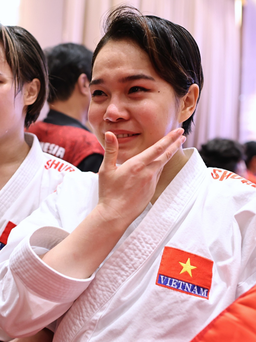 SEA Games 32: Tấm HCV cho những cô gái quả cảm