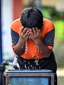 Nắng nóng, Malaysia yêu cầu trường học dừng toàn bộ hoạt động ngoài trời