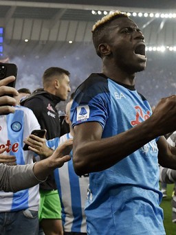 Napoli từ chối bán Osimhen cho Chelsea và M.U
