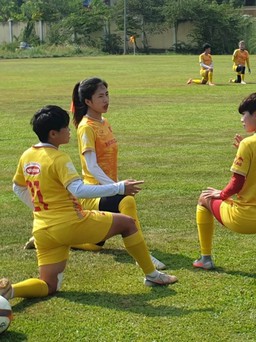Thắng 2 trận liên tiếp, rộn tiếng cười buổi tập của đội tuyển nữ Việt Nam