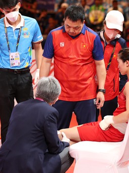 Á quân boxing thế giới Nguyễn Thị Tâm chấn thương nặng, đứt hoàn toàn dây chằng chéo trước