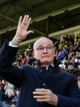 HLV Claudio Ranieri làm điều kỳ diệu với bóng đá Ý ở tuổi 71