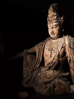 Bất ngờ tượng gỗ Quan Âm Bồ Tát hơn 800 năm tuổi lưu lạc tận Paris