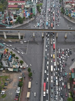 Hà Nội dời ngày dựng 8 'lô cốt' trên đường Nguyễn Trãi