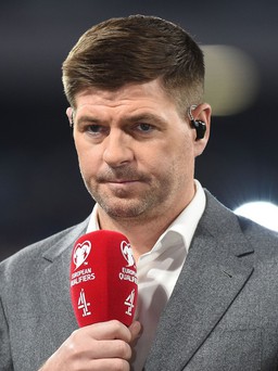 HLV Gerrard xác nhận từ chối lời đề nghị hấp dẫn từ Ả Rập Xê Út