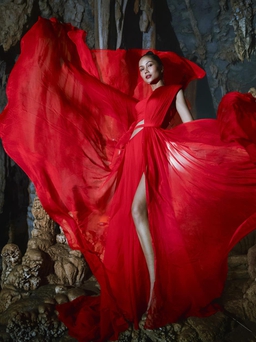 H'Hen Niê khoe dáng giữa hang động Tú Làn