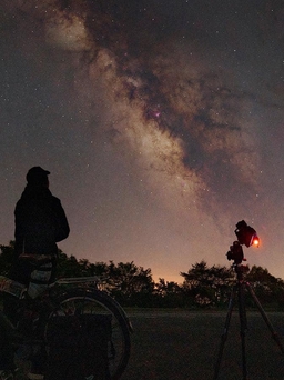 Làm sao để người yêu thiên văn Việt Nam quan sát, chụp ảnh dải ngân hà?
