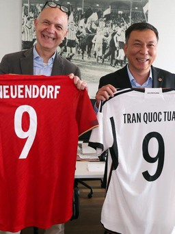 Chủ tịch VFF cảm ơn Chủ tịch Liên đoàn Bóng đá Đức đã hỗ trợ đội tuyển nữ Việt Nam