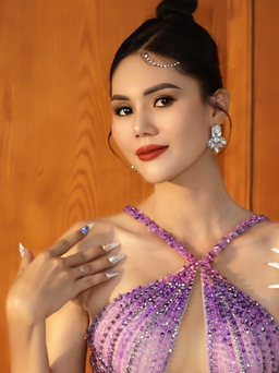 Hoa hậu Kim Nguyên không ngại bị nói 'hết thời đi đào tạo người mẫu nhí'