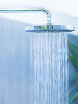 Đây là cách tắm giúp hạ nhiệt an toàn mùa nắng nóng