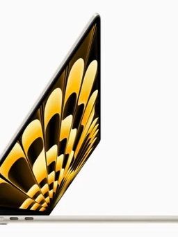 MacBook Air 15 inch ra mắt với giá từ 1.299 USD