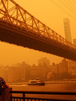 Không khí New York nhuộm vàng, ô nhiễm nhất thế giới do cháy rừng Canada