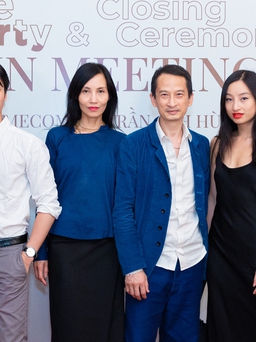 Đạo diễn Trần Anh Hùng cùng gia đình dự lễ bế mạc 'Gặp gỡ mùa thu'
