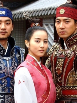 Phim lịch sử Hàn, Trung vẫn duy trì sức hút bền bỉ nhờ đâu?