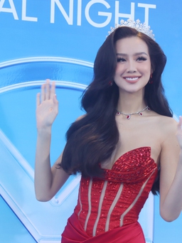 Á hậu Bảo Ngọc xuất hiện tại chung kết Miss World Vietnam 2023 giữa ồn ào