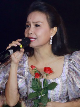 Minh Vy từng bị nhạc sĩ trách 'không đưa bài cho ngôi sao mà cho Cẩm Ly'