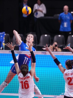 Bóng chuyền nữ Việt Nam không thể gây bất ngờ cho đội Pháp ở giải thế giới