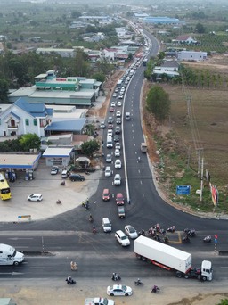 Kiến nghị Bộ GTVT xây cầu vượt tại nút 'xung đột' cao tốc Phan Thiết - Dầu Giây