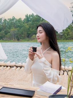 Hai nàng hậu Phương Nhi, Ngọc Thảo trải nghiệm lối sống cà phê Trung Nguyên Legend