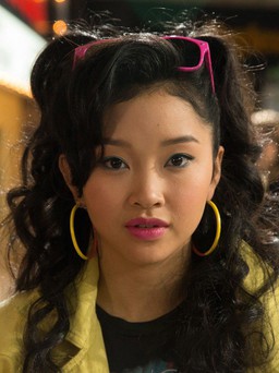 Diễn viên Mỹ gốc Việt Lana Condor nói về vai diễn trong 'Ruby thủy quái tuổi teen'