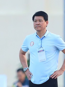 'Vồ hụt' bộ đôi cầu thủ đội tuyển Việt Nam, CLB TP.HCM cậy vào đâu để trụ hạng?