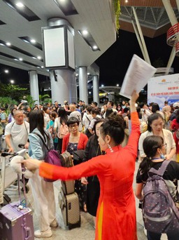 Đón chuyến bay đầu tiên đưa du khách từ Quảng Châu tới Đà Nẵng