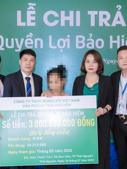 Manulife chi trả 3 tỉ đồng quyền lợi bảo hiểm cho một khách hàng ở Thái Nguyên