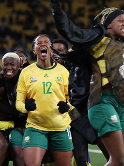 Thắng kịch tính Ý, đội nữ Nam Phi làm nên lịch sử tại World Cup 2023