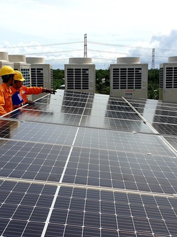 ADB tài trợ 13,8 triệu USD cho điện mặt trời mái nhà ở Việt Nam