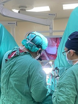 Bác sĩ Bệnh viện Bình Dân chuyển giao phẫu thuật tạo hình niệu đạo tại Malaysia