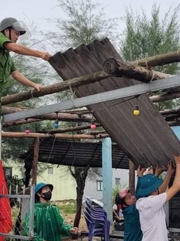 Mưa lớn kèm lốc xoáy gây thiệt hại nặng tại Quảng Bình, Quảng Trị