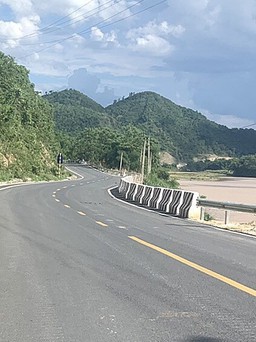 Đề xuất 400 triệu USD nâng cấp 3 tuyến quốc lộ nối Lào và Trung Quốc