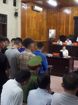 13 bị cáo ở Hải Dương lãnh án vì giết người, gây rối trật tự công cộng