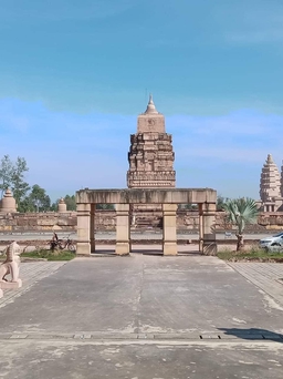'Bản copy' Angkor Wat đang xây dựng ở Thái Lan bị Campuchia chỉ trích