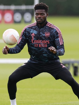 Arsenal nhận tin sốc trước trận đại chiến với M.U