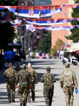 Phát hiện lực lượng Serbia tập trung gần Kosovo, Mỹ cảnh báo
