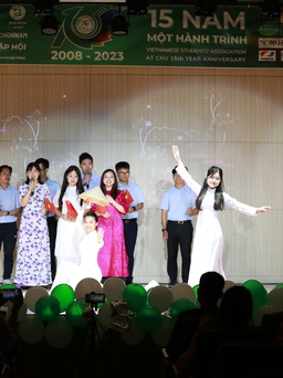 Sinh viên Việt Nam tại Hàn Quốc chào mừng Quốc khánh 2.9