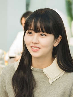 Vẻ đẹp ngọt ngào của ‘em gái quốc dân’ Kim So Hyun trong ‘Thợ săn nói dối’