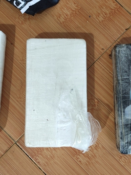 Người dân phát hiện gần 3 kg ma túy trên bờ biển Quảng Ngãi