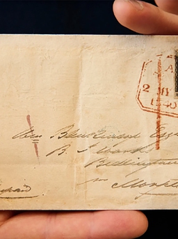 Bức thư đầu tiên trên thế giới được gửi bằng tem có giá khoảng 2,5 triệu USD