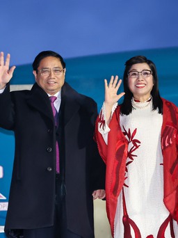 Thủ tướng Phạm Minh Chính tới Davos, bắt đầu lịch trình dày đặc tại WEF 54