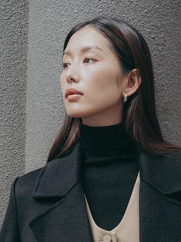 Cực ấm và sành điệu, nàng chớ bỏ qua chiếc áo len lông cừu cổ cao này