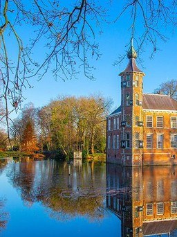 Tới Breda, Hà Lan thăm lâu đài trên mặt nước và nhiều điểm du lịch thú vị