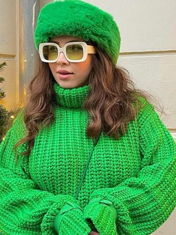 Diện đồ màu mè nhưng vẫn sang xịn là style yêu thích của quý cô hiện đại