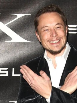 Elon Musk đáp trả lời chế giễu của diễn viên hài John Oliver