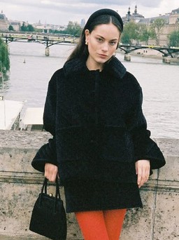 Áo khoác sang trọng cho ngày lạnh gọi tên blazer, trench coat