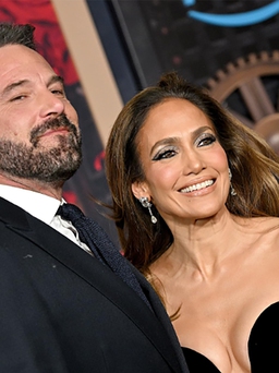 Jennifer Lopez tiết lộ nguyên nhân hủy hôn với Ben Affleck