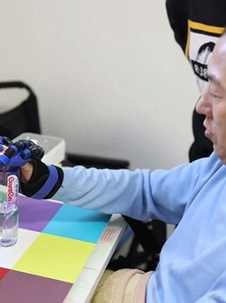 Trung Quốc phát triển giải pháp cấy ghép não an toàn hơn Neuralink